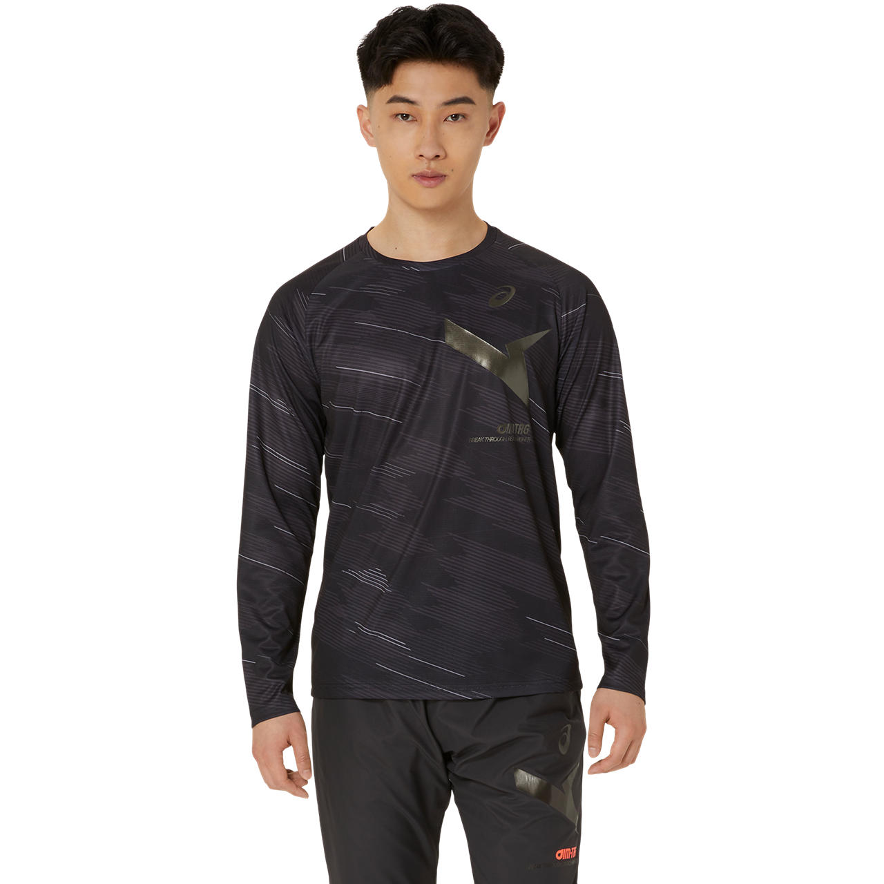 Men's Tops & T-Shirts | AIM-TRG DRY GRAPHIC LONG SLEEVE TEE
