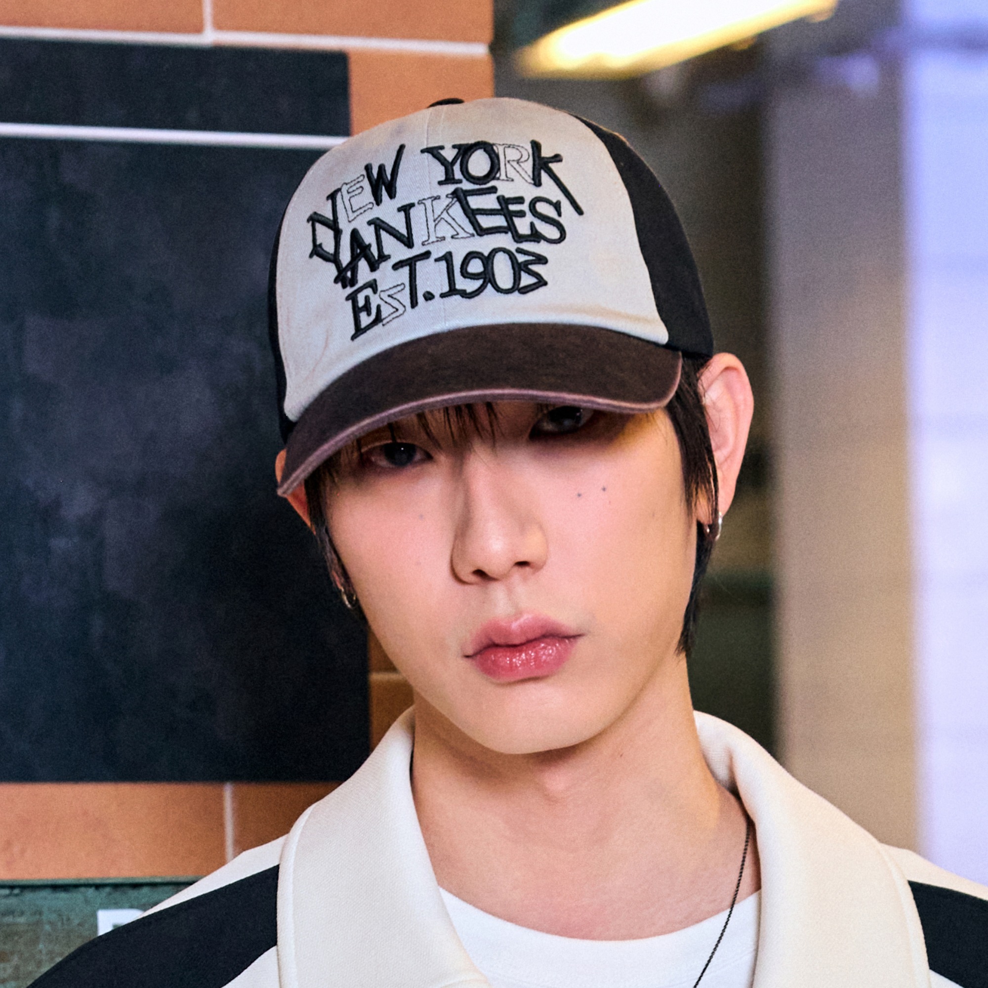 キャップ MLB Korea Street Varsity Vintage Unstructured Ball Cap BOS L STREET VARSITY VINTAGE UNSTRUCTURED BALL CAP NEW YORK