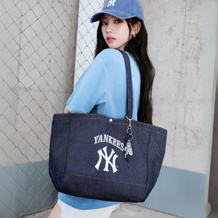 ☆MLB Korea☆ Vintage Lettering Denim Shopper Bag LA LSKY BL 638857533044630000?v=1