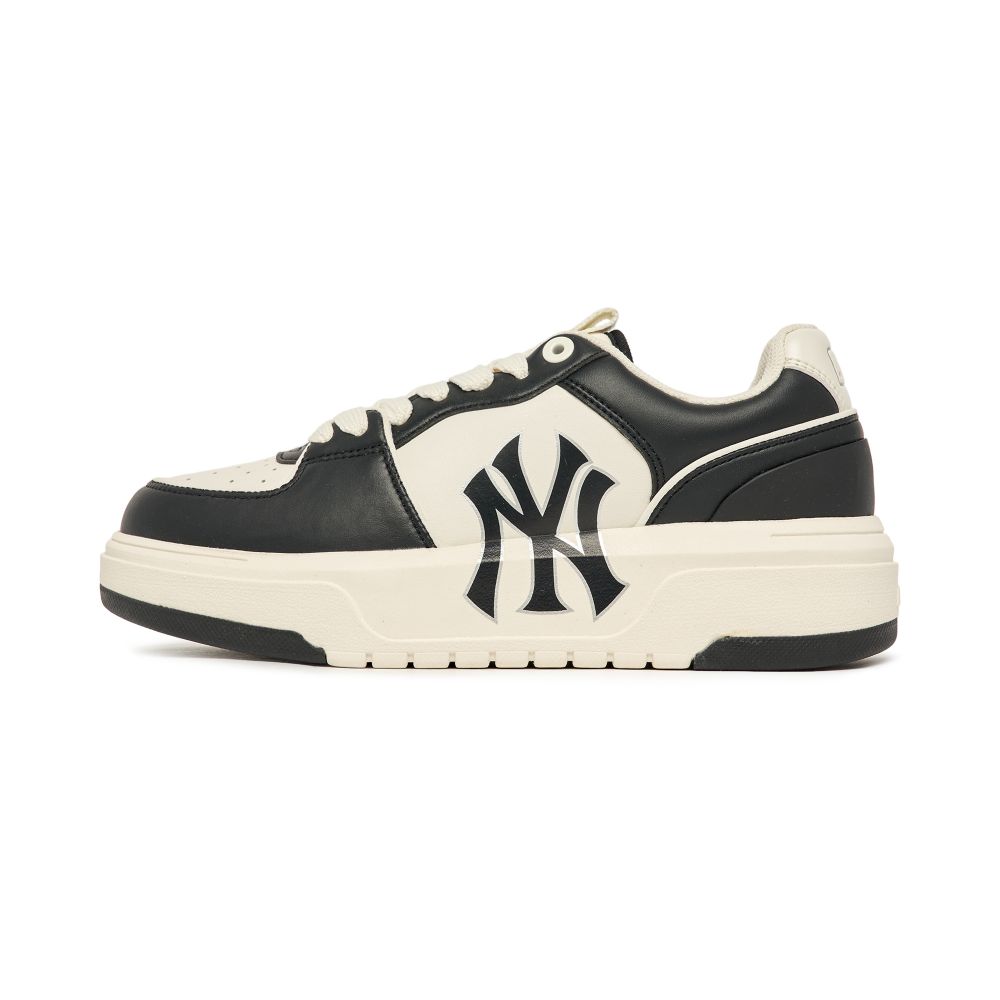 【MLB】 男女共用 Chunky Liner Basic /追跡付 CHUNKY LINER BASIC NEW YORK YANKEES (3ASXCLB3N-50BKS) | MLB