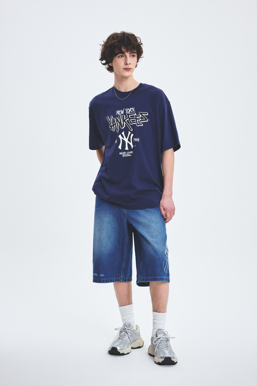 ☆MLB Korea☆ Basic Small Logo Overfit Man to Man CHW Melang Basic Street Logo Heavy Weight Mega-Oversized-Fit T-Shirt