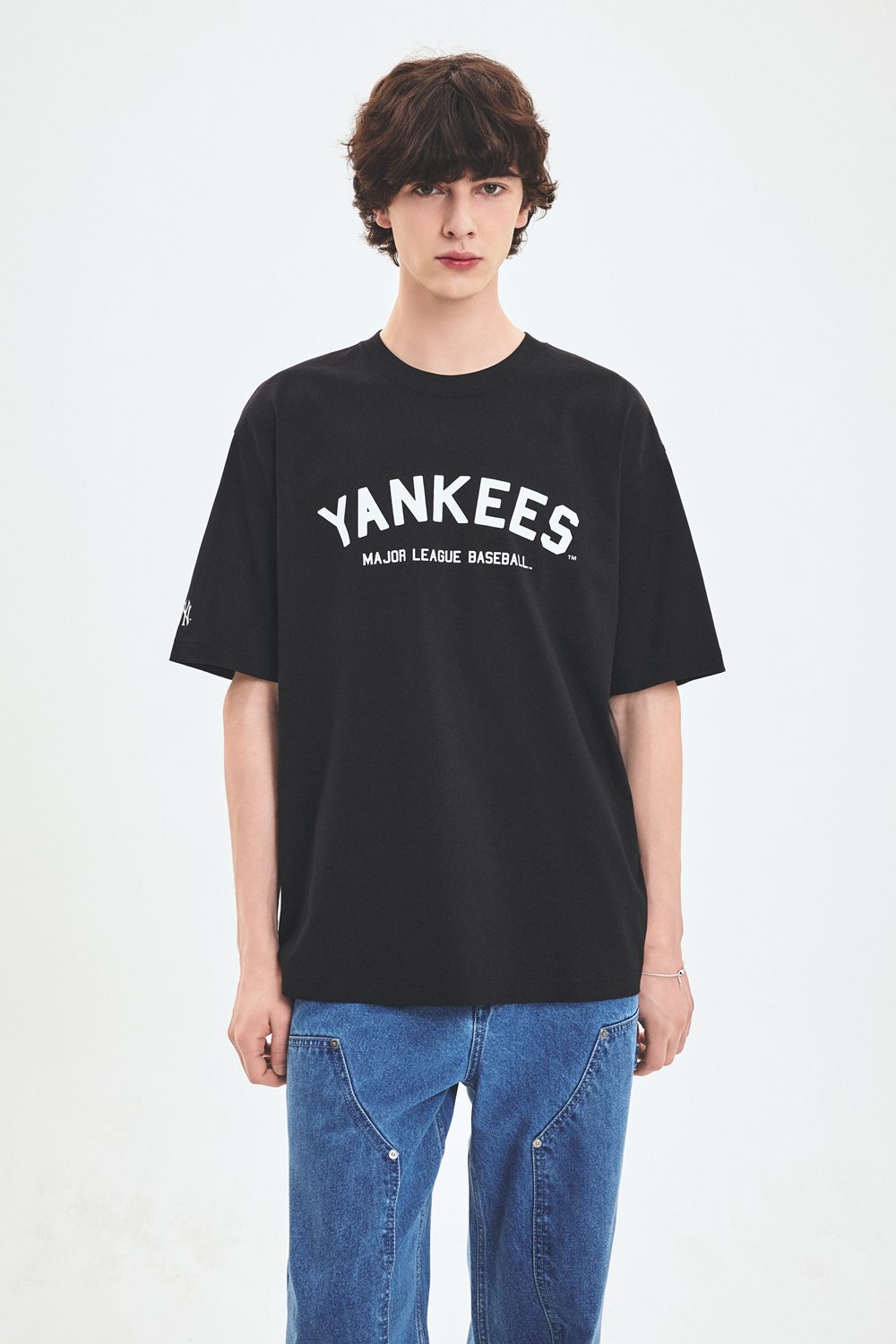 [MLB] Varsity Stripe Overfit T-shirt ★すぐ品切れ★ MLB Boston Red Sox Vintage Monotive Overfit T-Shirt Cream