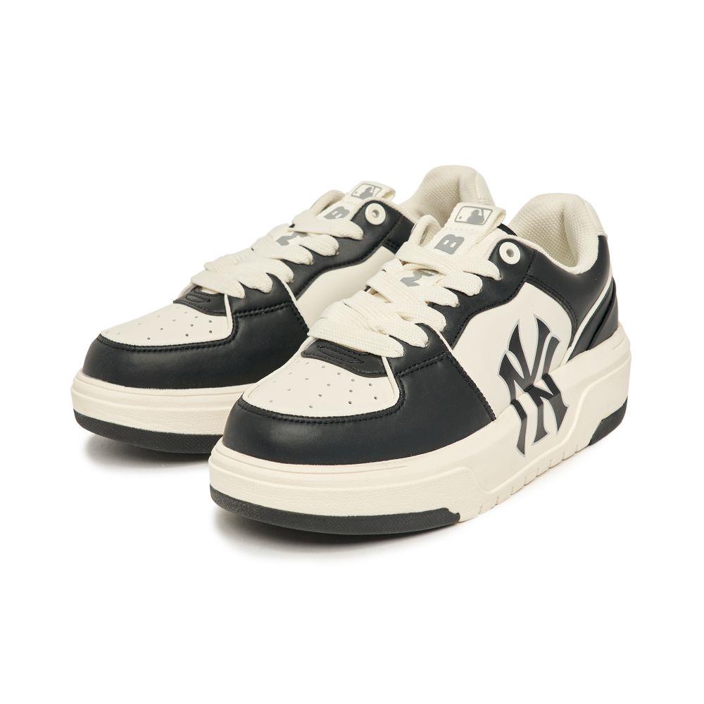 【MLB】 男女共用 Chunky Liner Basic /追跡付 MLB Chunky Liner Basic SL New York Yankees Shoe Sneakers