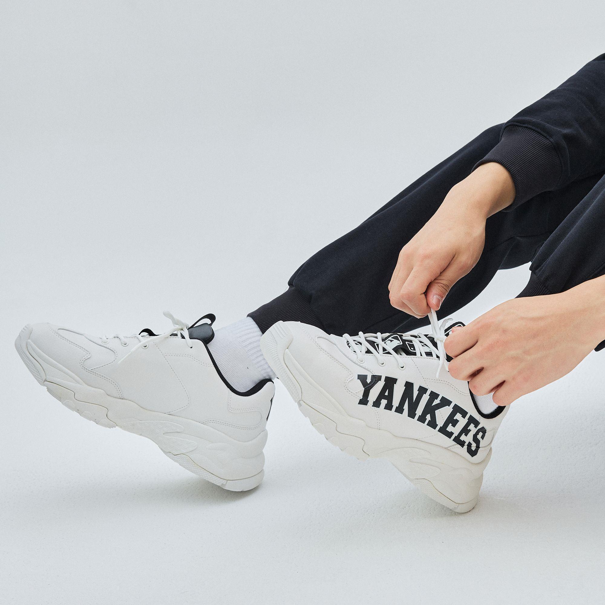 ☆人気☆【MLB】☆Big Ball Chunky Varsit.y☆スニーカー☆ MLB Big Ball Chunky Varsity New York Yankees Shoe Sneakers