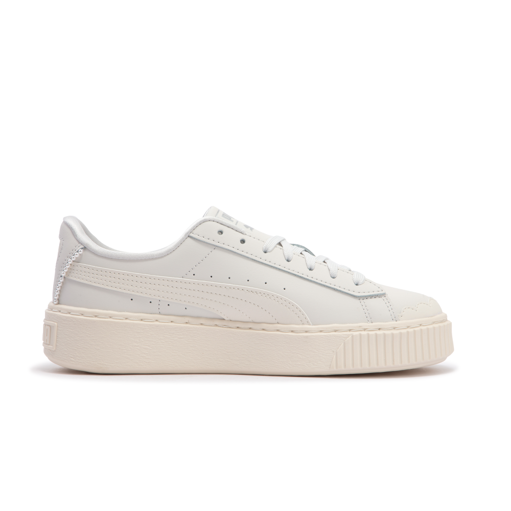 CLASSICS Shoes BASKET PUMA