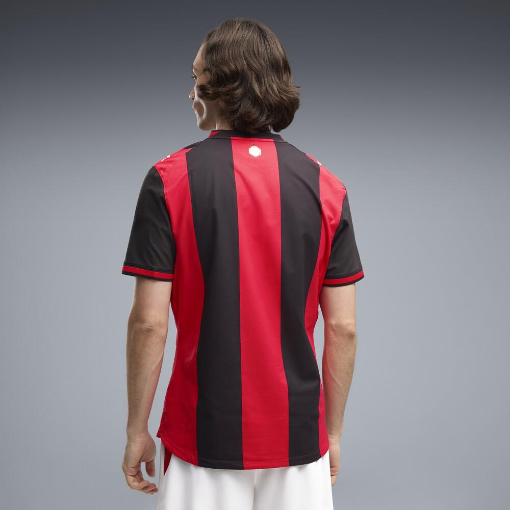 Football Apparel | PUMA
