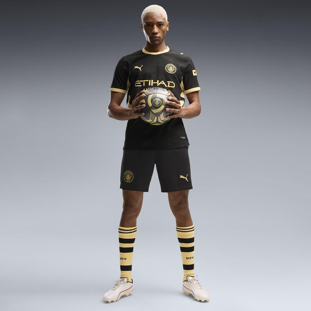 Football Apparel | PUMA
