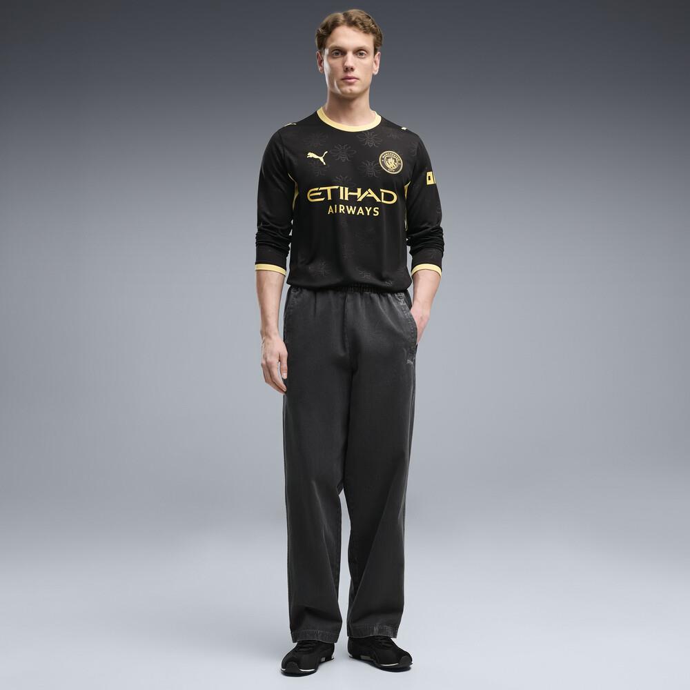 Football Apparel | PUMA