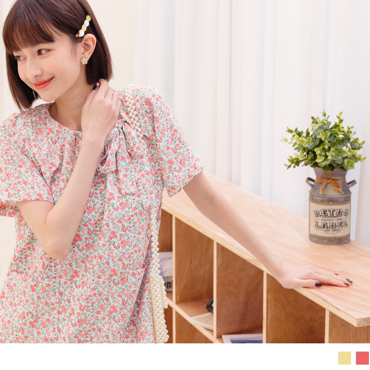 OB 不易皺碎花領圍抽繩綁帶上衣 OBAB16970