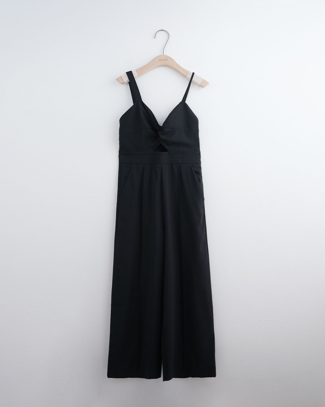 Crossover Strappy Knotted Jumpsuit_2