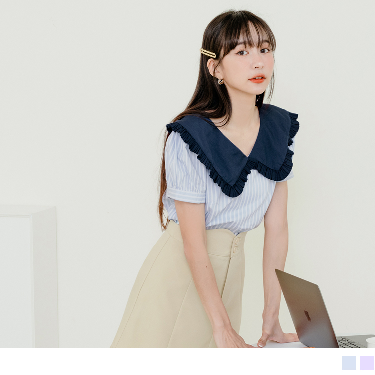 OB 小V臉．娃娃領條紋拋袖上衣 OBAB18537 SS23