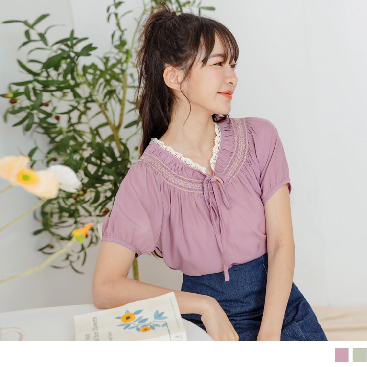 OB 雪紡蝴蝶結蕾絲抽褶泡泡袖上衣 OBAB18516 SS23