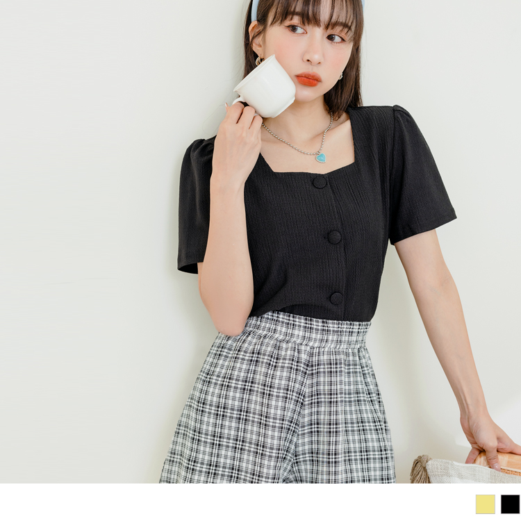 OB 小V領．方領立體紋理包釦上衣 OBAB18590 SS23