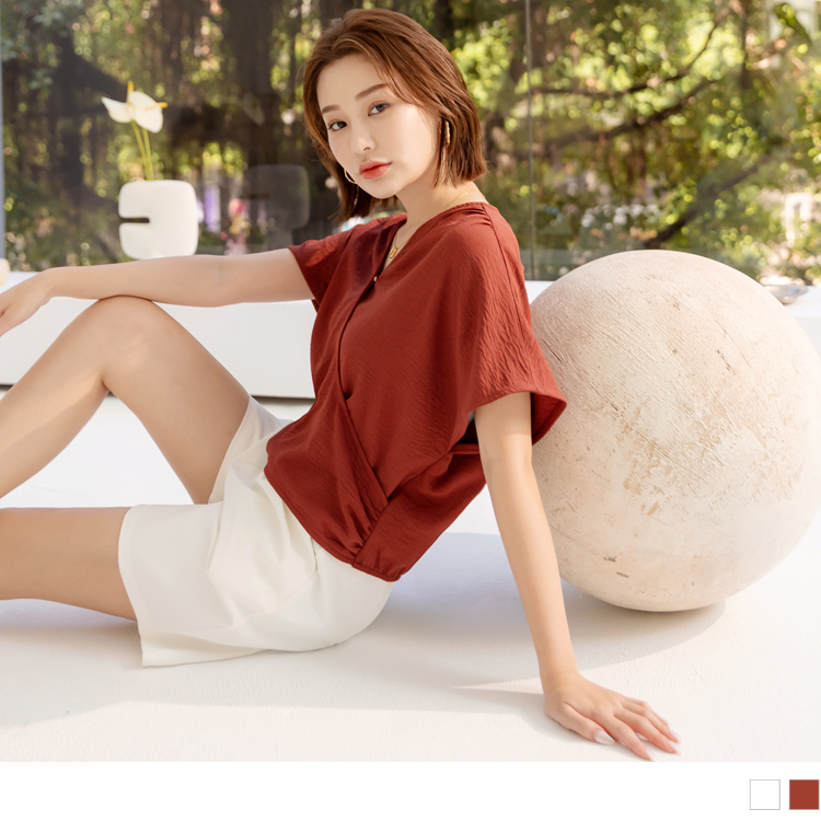 OB V領落肩純色上衣 OBAB18954 SS23