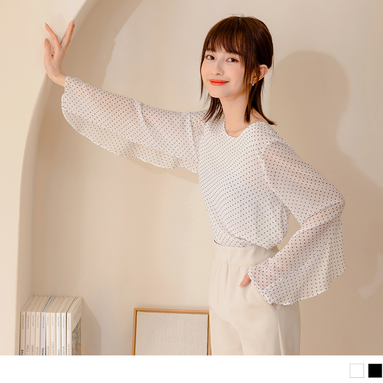 OB 唯美浪漫雪紡圓點點透膚波浪長袖上衣 OBAB16157 FW23