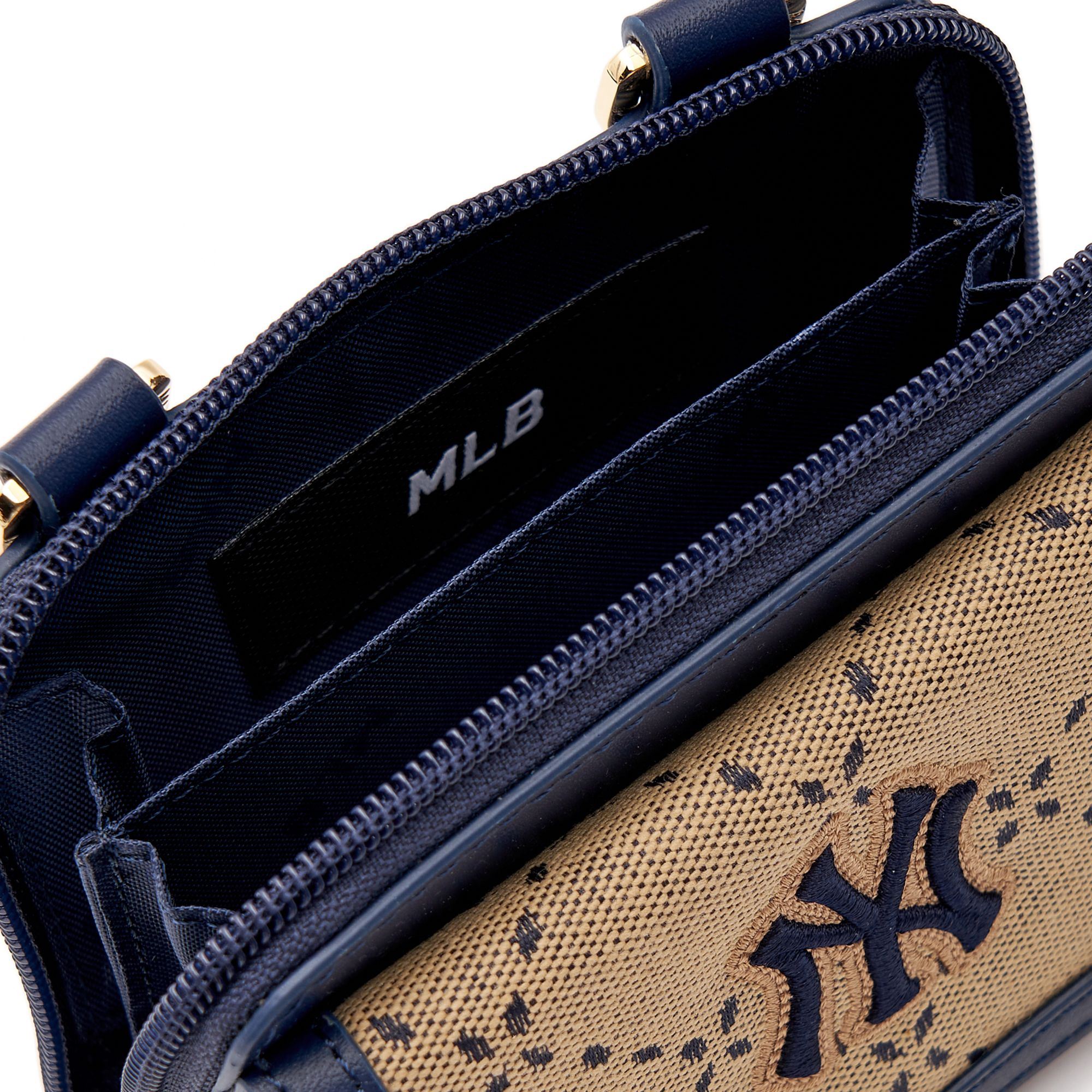 MLB korea■DIA Monogram  Short Down■追跡送料込 MLB Korea ダウンジャケット Basic Short Padding 3ADJB0736