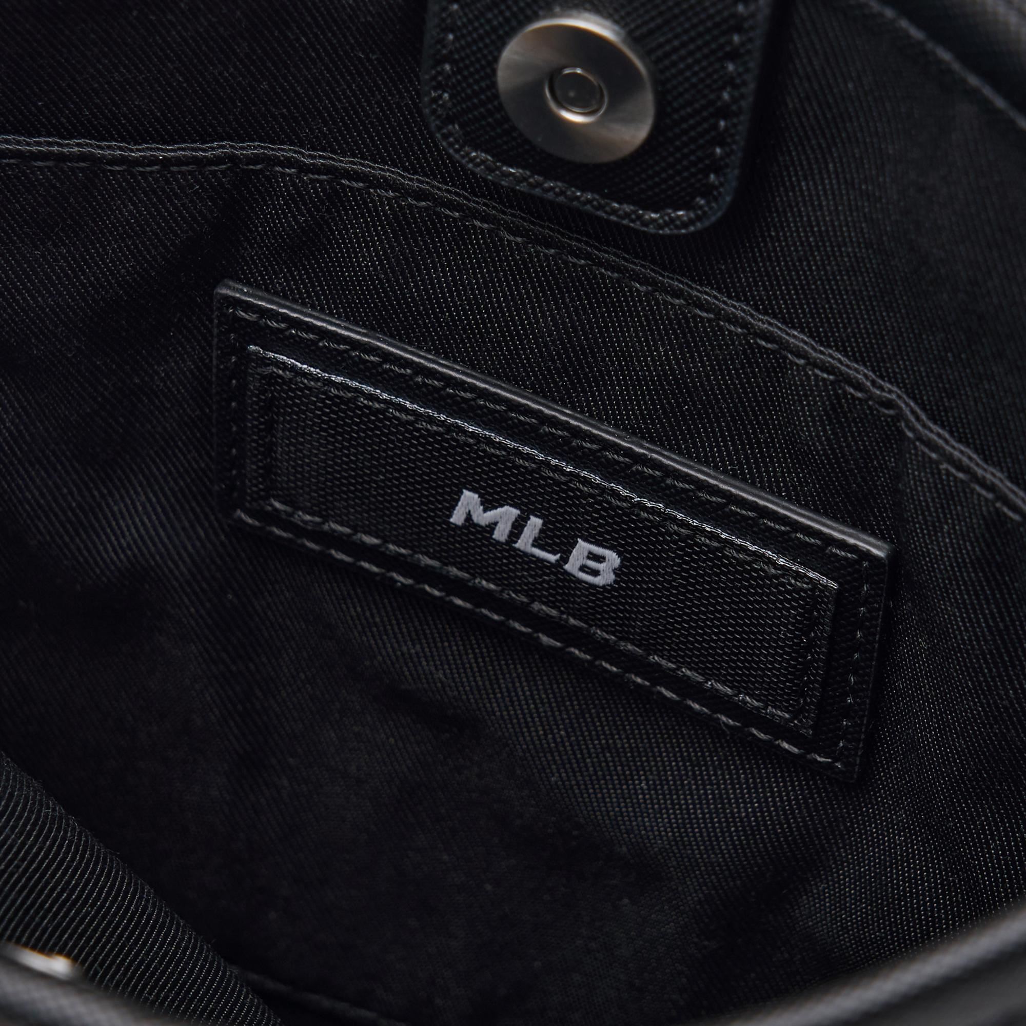トートバッグ [ MLB ] DIA MONOGRAM JAQUARD MINI CROSS BAG MLB KOREA] Diamond Monogram Jacquard Mini Cross Bag New York