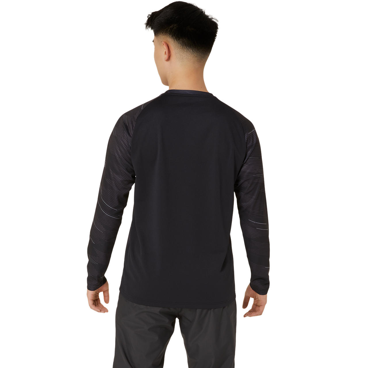 Men's Tops & T-Shirts | AIM-TRG DRY GRAPHIC LONG SLEEVE TEE