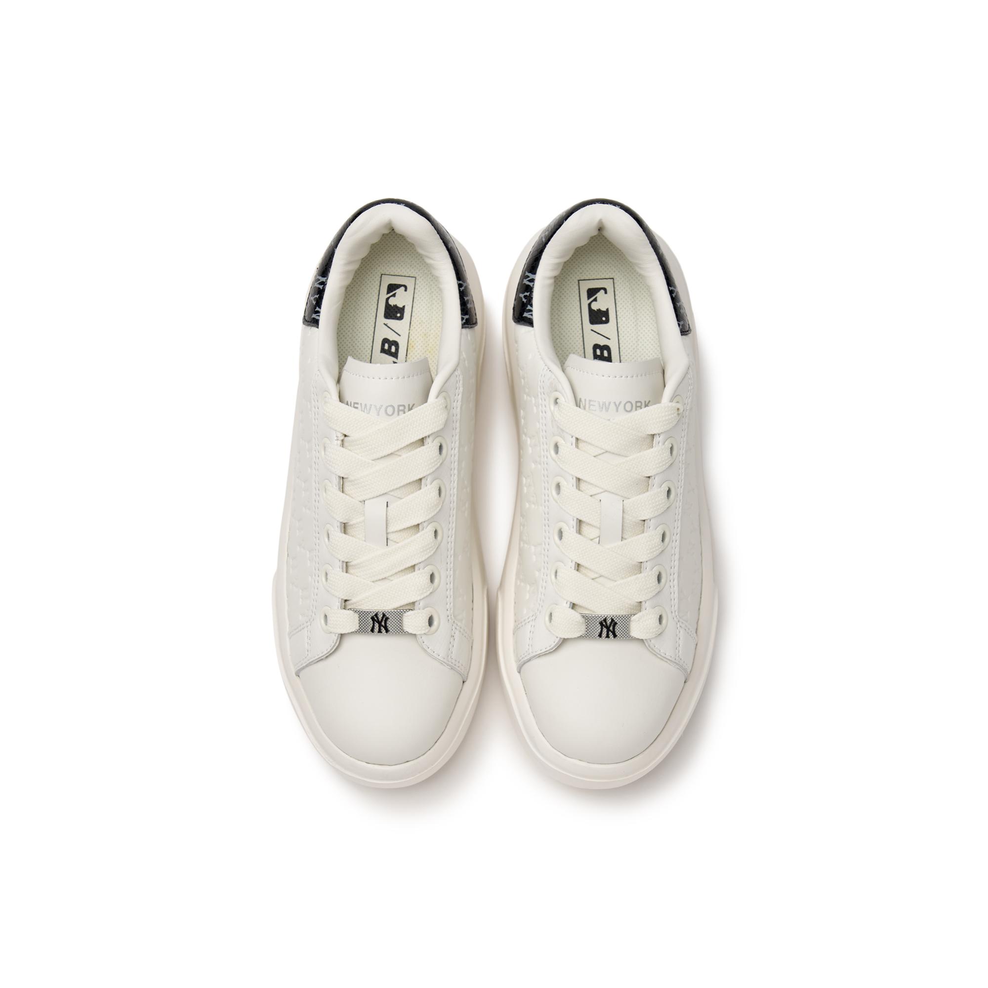 [MLB] Chunky Embo Monogram Coopers Town ★すぐ品切れ★ MLB] Chunky Embo Monogram Coopers Town ☆すぐ品切れ☆ (MLB