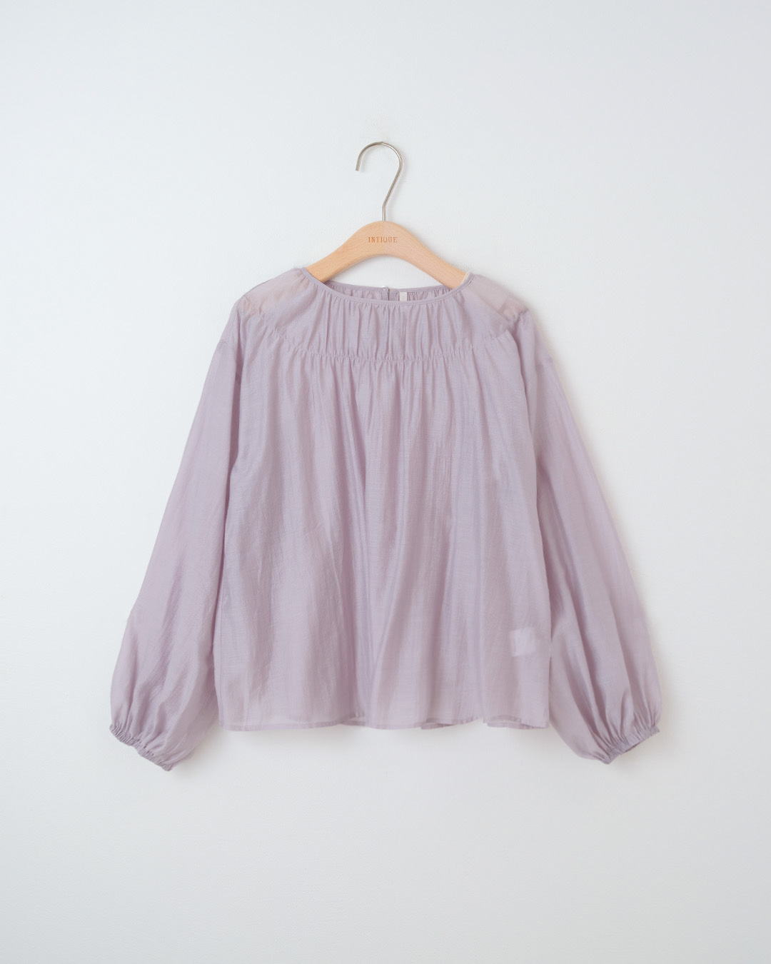 Round Neck Gathered Blouse_4