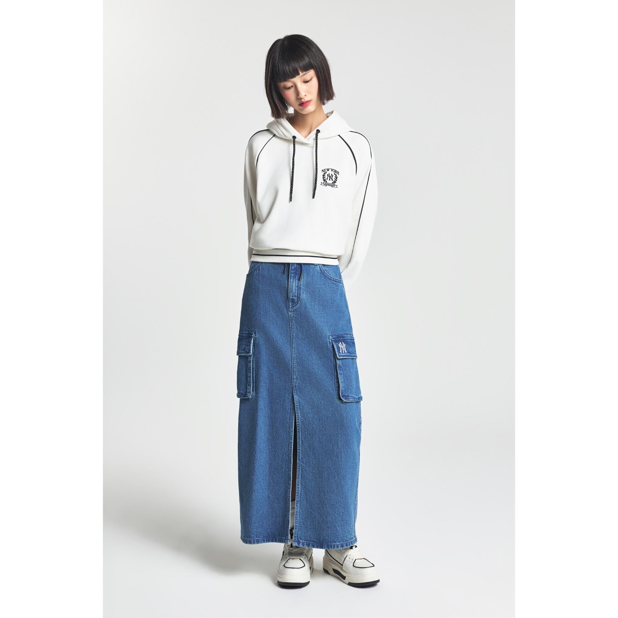 WOMEN'S SPORTIVE VARSITY BANDING CROP HOODIE NEW YORK YANKEES