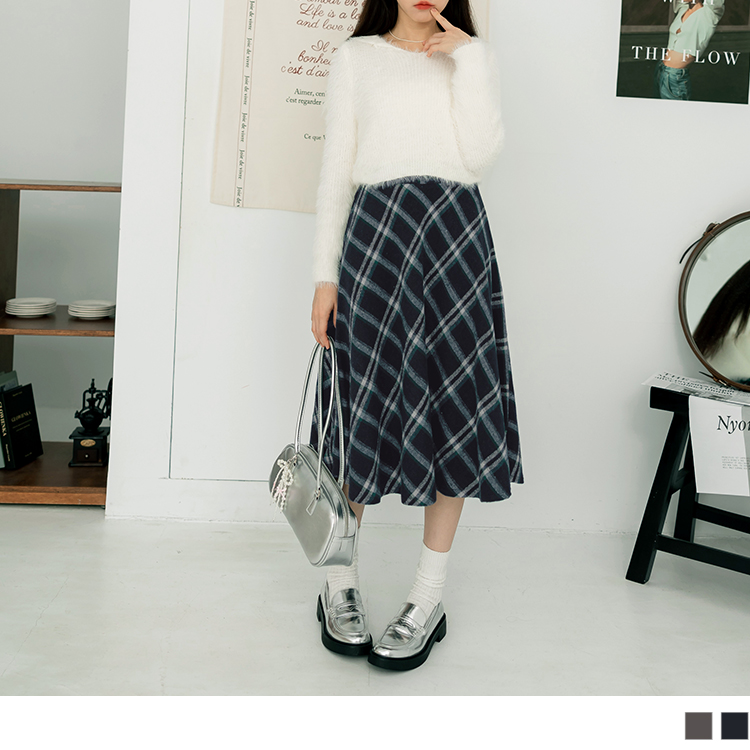 OB 毛呢拚色格紋傘襬半截裙 OBCA3006 FW24