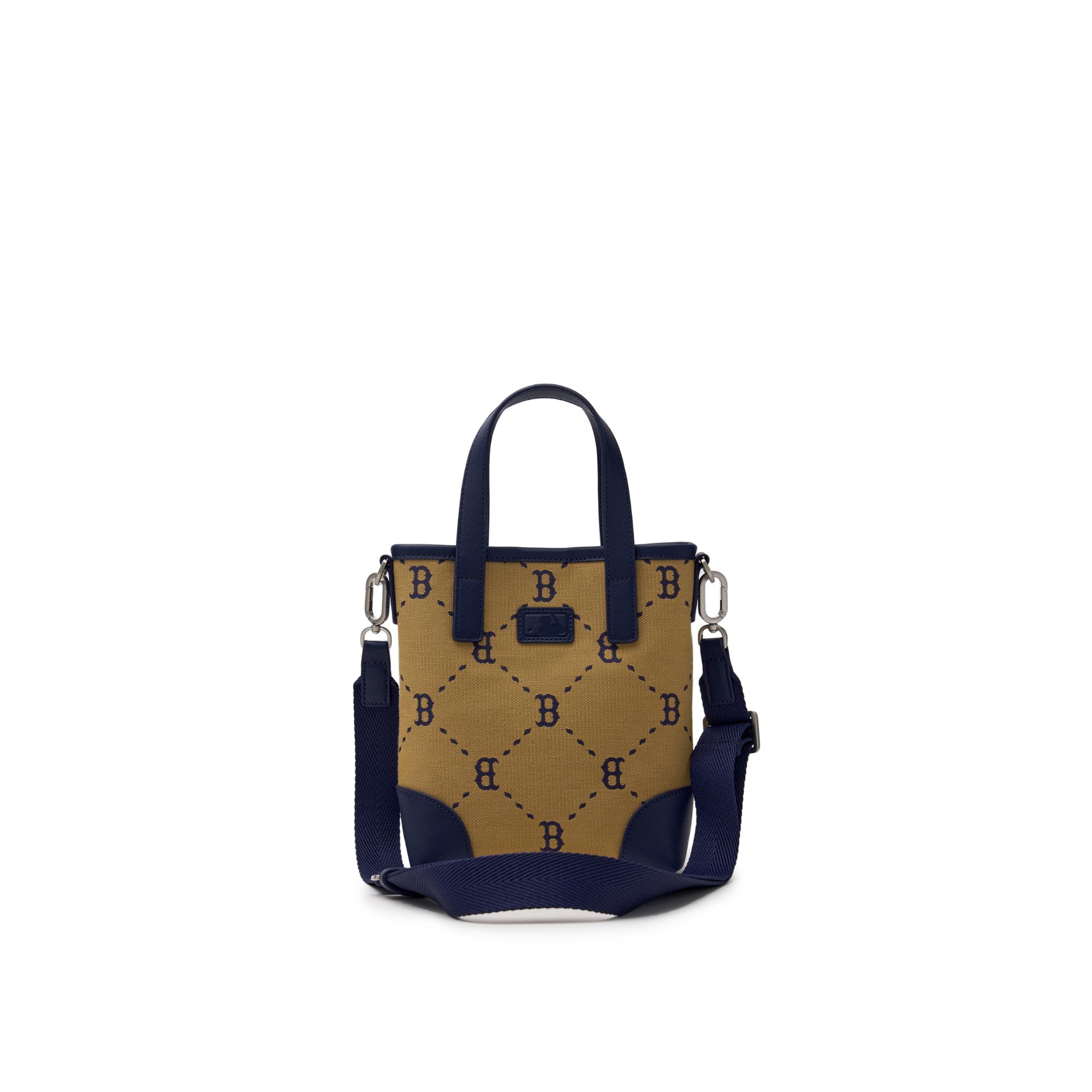 [MLB] Dia Monogram Sportive Mini Cross Bag★ 大人気★ MLB KOREA] Diamond Monogram Jacquard Mini Cross Bag New York
