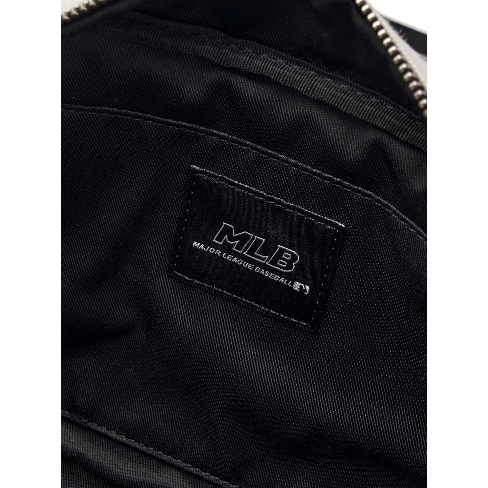 バックパック・リュック MLB Korea Varsity Cursive Denim Shoulder Bag LA DCream 3ABQL Denim Varsity Cursive Los Angeles Dodgers Crossbody Bag