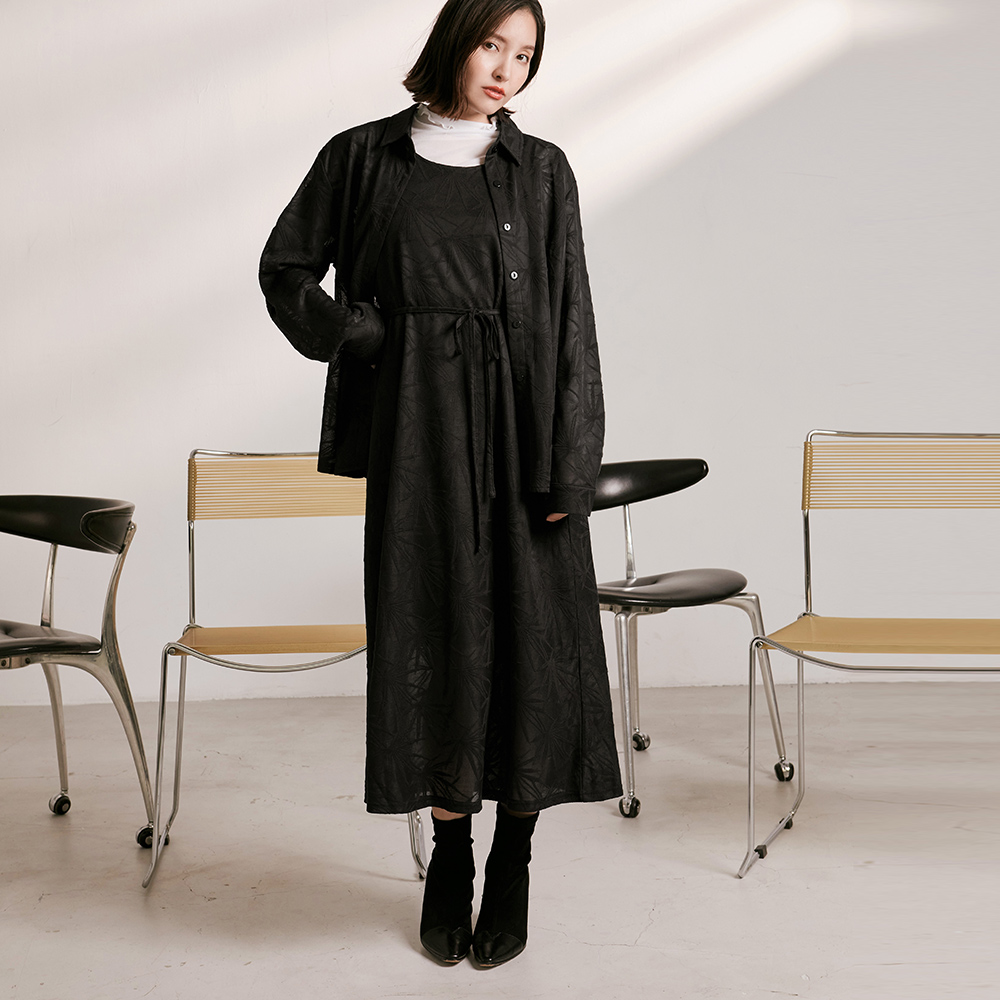 OB 前後兩穿質感緹花無袖綁帶長連身裙 OBDA10264 FW24