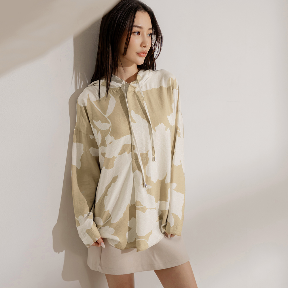 OB 質感印花落肩長版連帽上衣 OBAB19953 FW24