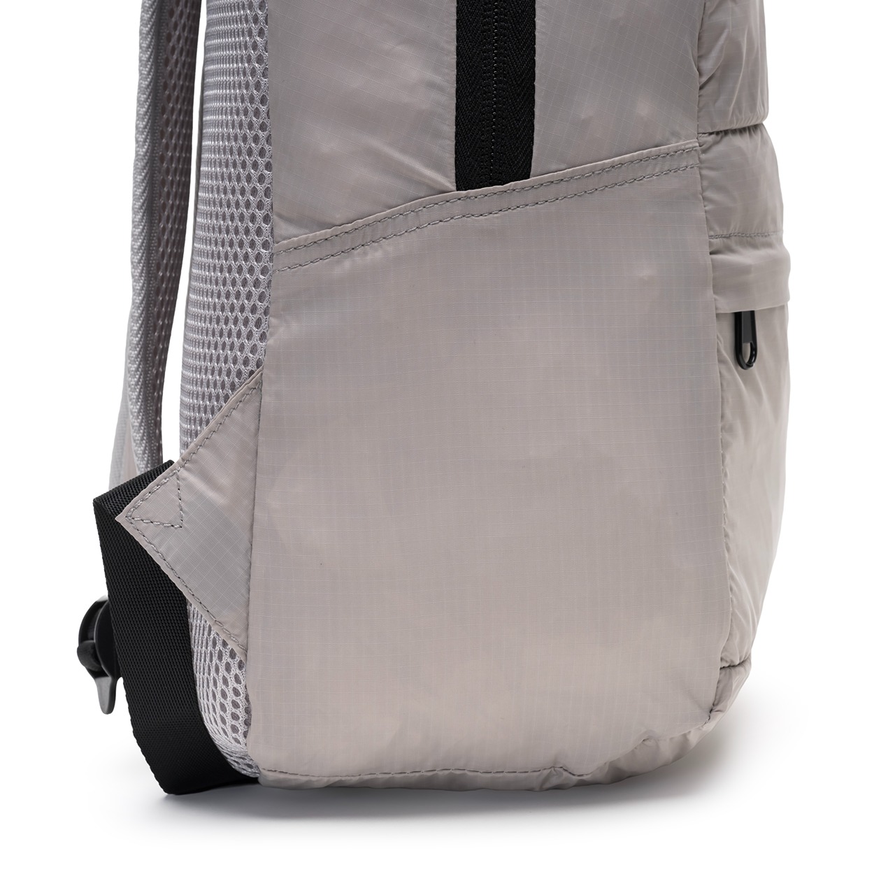 靴・ブーツ・サンダルその他 asics Light weight backpack 3033C133001 s-l400.jpg