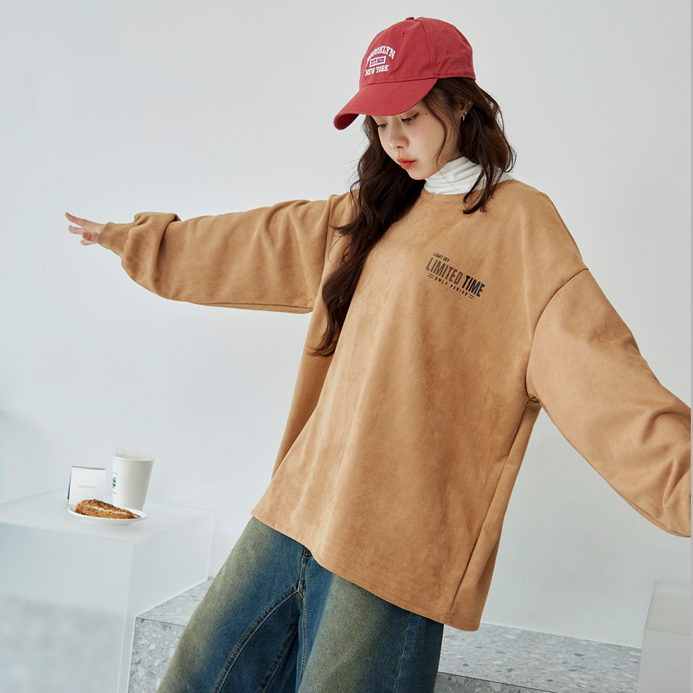 OB 麂皮絨字母印花寬版大學Tee OBAB19968 FW24