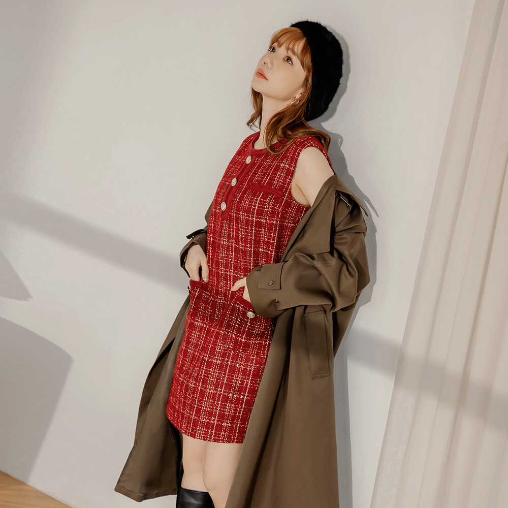 OB 細膩毛呢質感金釦背心連身裙 OBDA10272 FW24