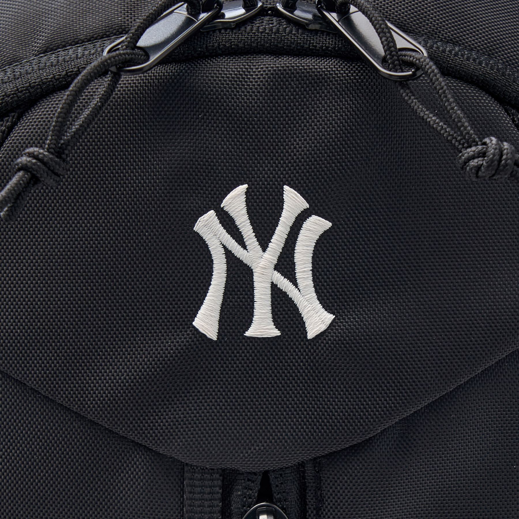[MLB] Basic Gorpcore Backpack ★大人気★ BASIC GORPCORE BACKPACK NEW YORK YANKEES (3ABKB025N-50BKS