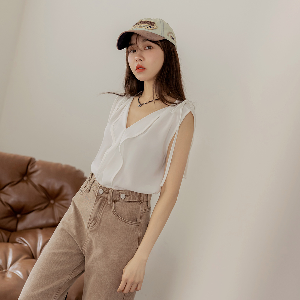 OB V領荷葉邊肩綁帶無袖上衣 OBAB20119 SS25