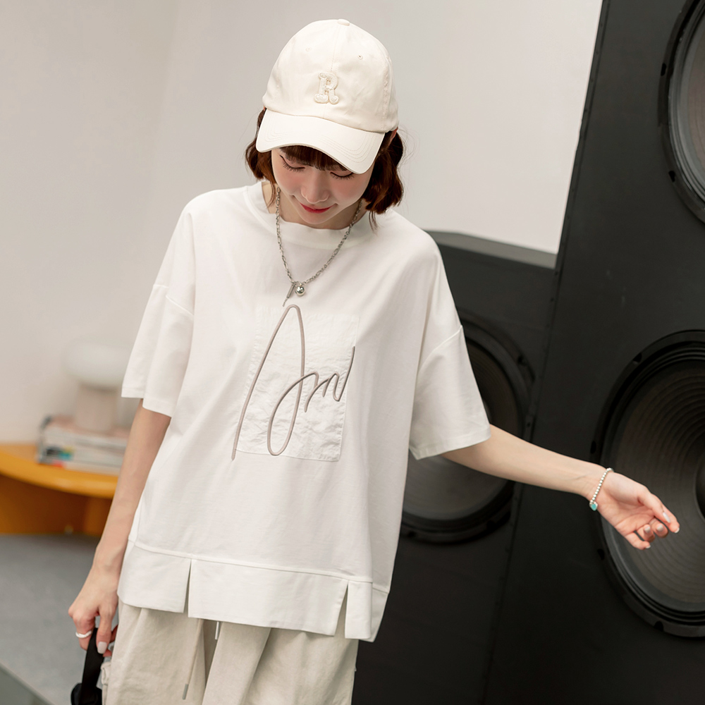 OB 異材質拼接字母刺繡寬鬆短袖上衣 OBAB20299 SS25
