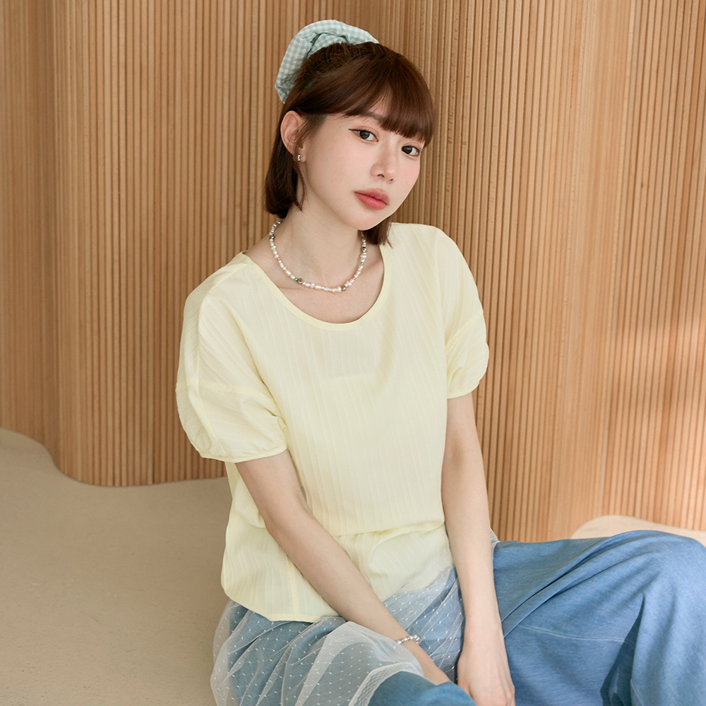 OB 壓紋圓領連袖澎袖上衣 OBAB20701SS25