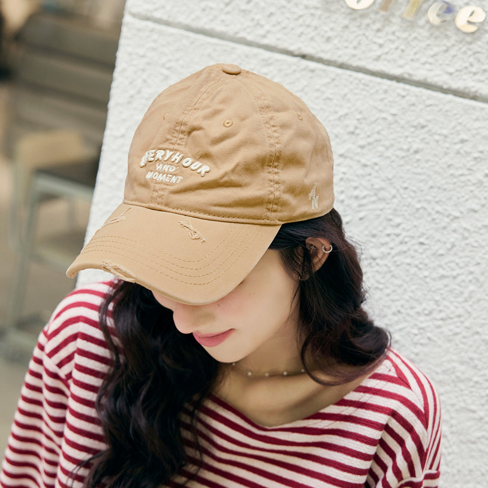 OB 率性刷破感英文刺繡棒球帽 OBYC076 FW25
