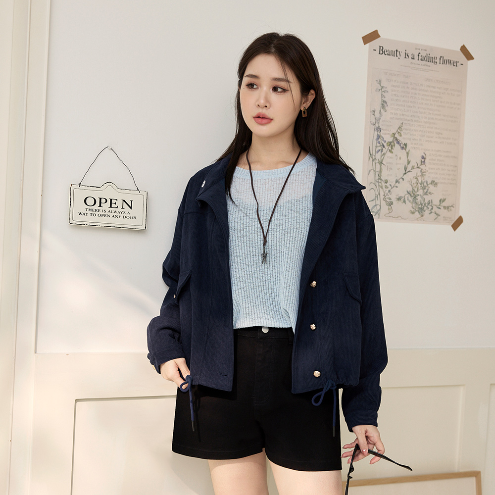 OB 雲朵自訂款-燈芯絨排釦抽繩造型外套 OBEA3902 FW25