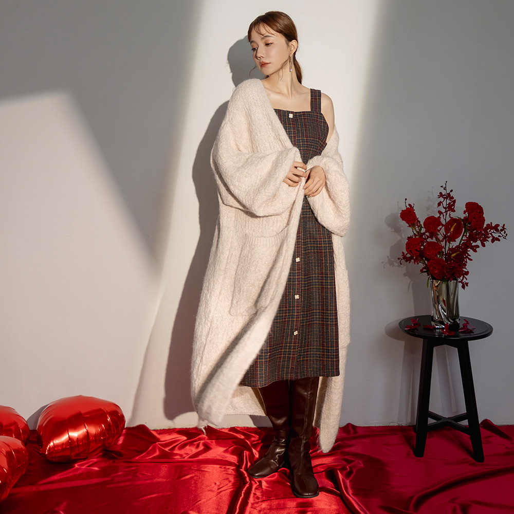 OB 保暖針織澎袖寬鬆長版外套 OBFA3216 FW25