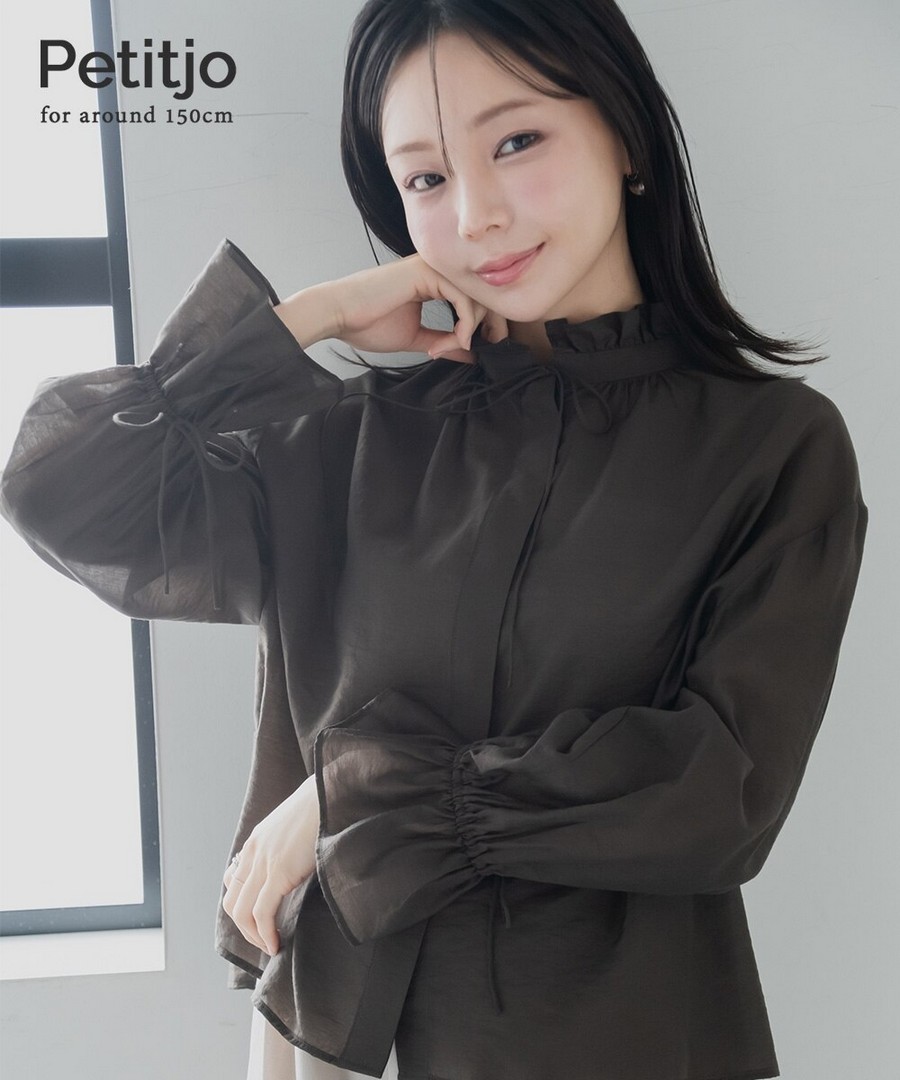 nissen [嬌小尺寸]透膚荷葉邊綁結襯衫 (日本女裝) NSCSQ0226A0013 SS26