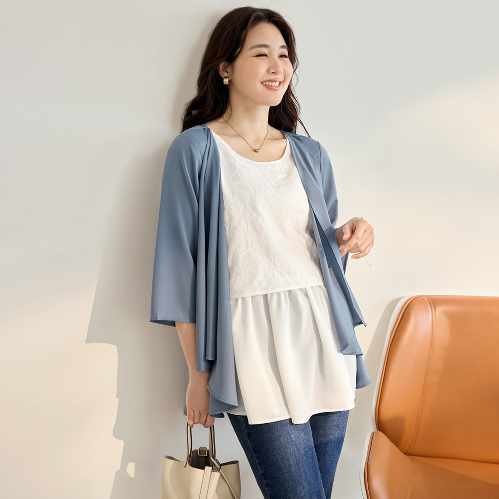 OB 雲朵自訂款-假兩件刺繡層次傘襬外罩上衣 OBAB21104 SS26