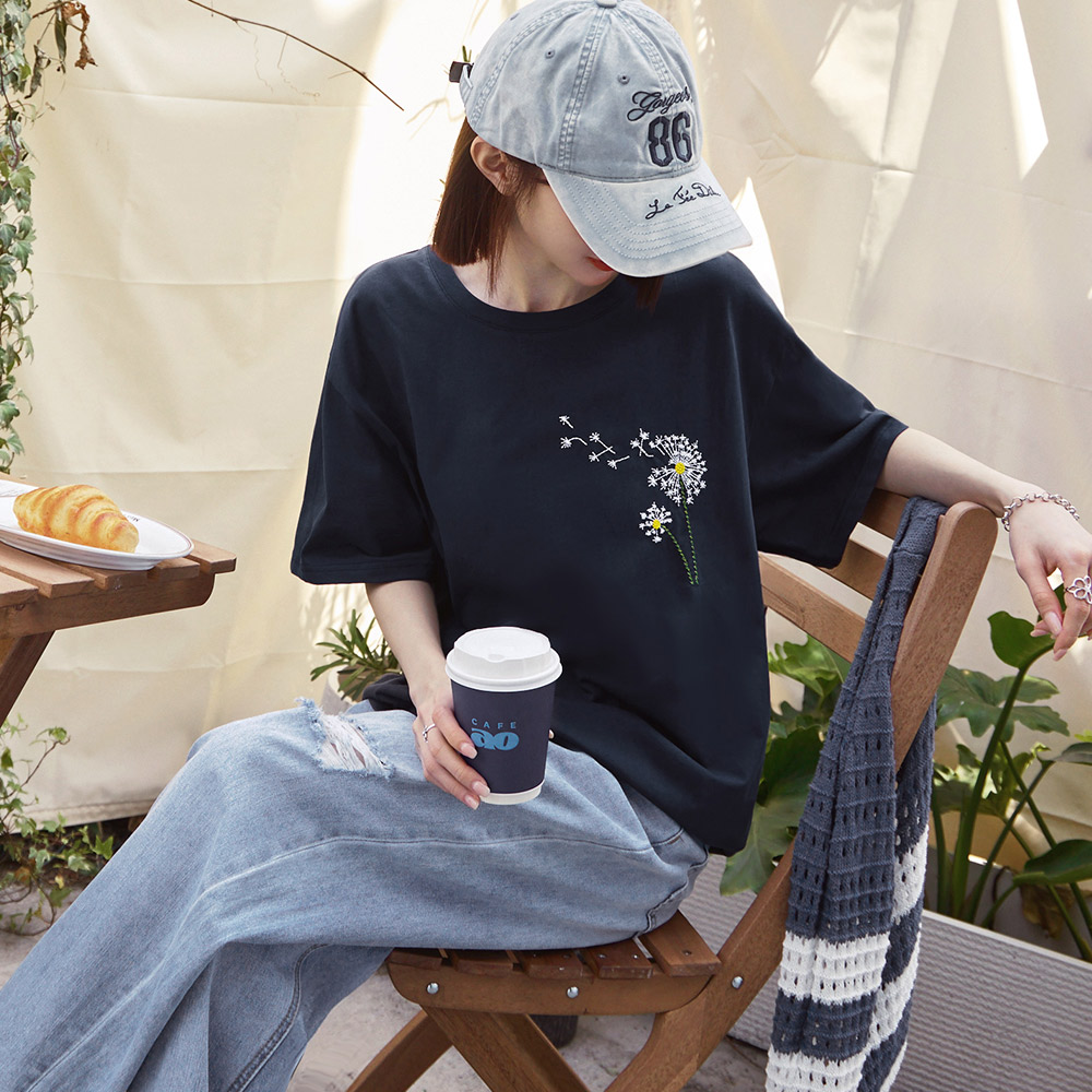 OB 純棉蒲公英刺繡寬鬆短袖上衣 OBAB21092 SS26