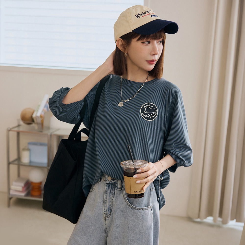 OB 簡約條紋愛心澎袖寬鬆上衣 OBAB21006 SS26