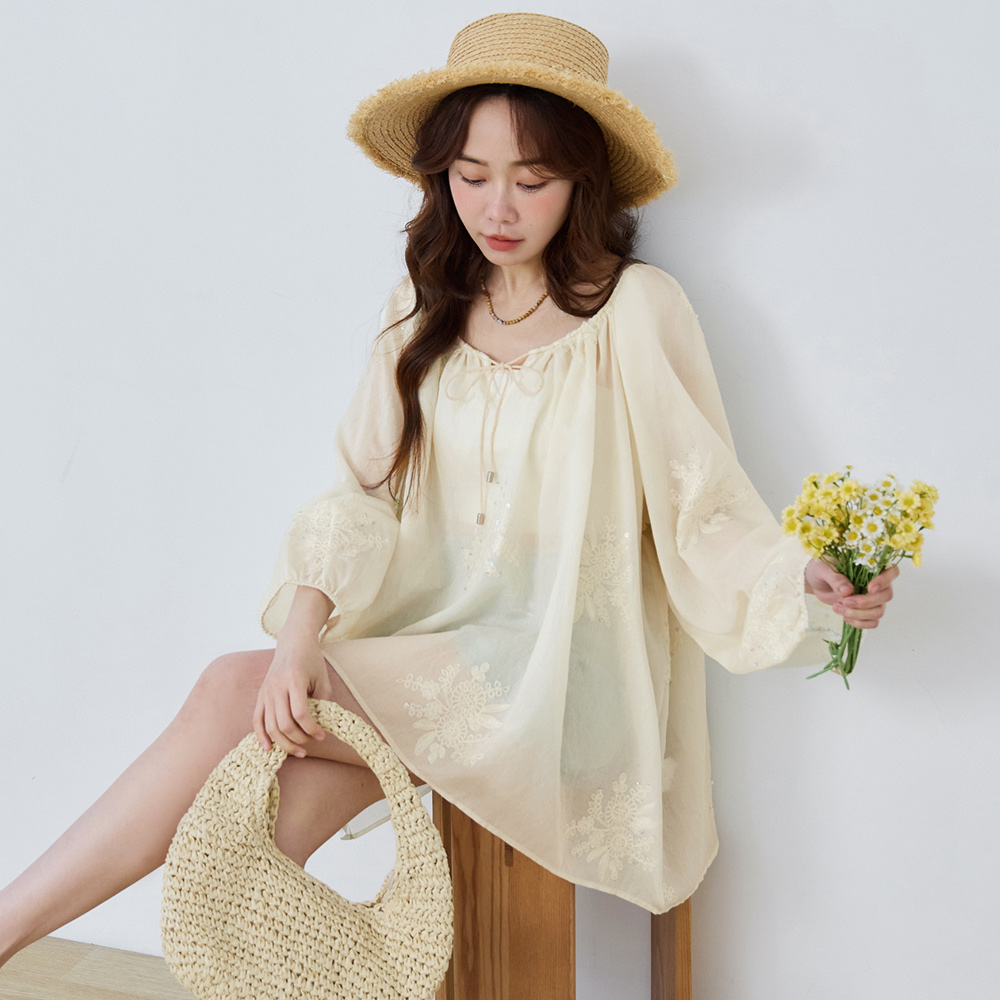 OB 微透膚領抽繩刺繡寬鬆上衣 OBAB21099 SS26