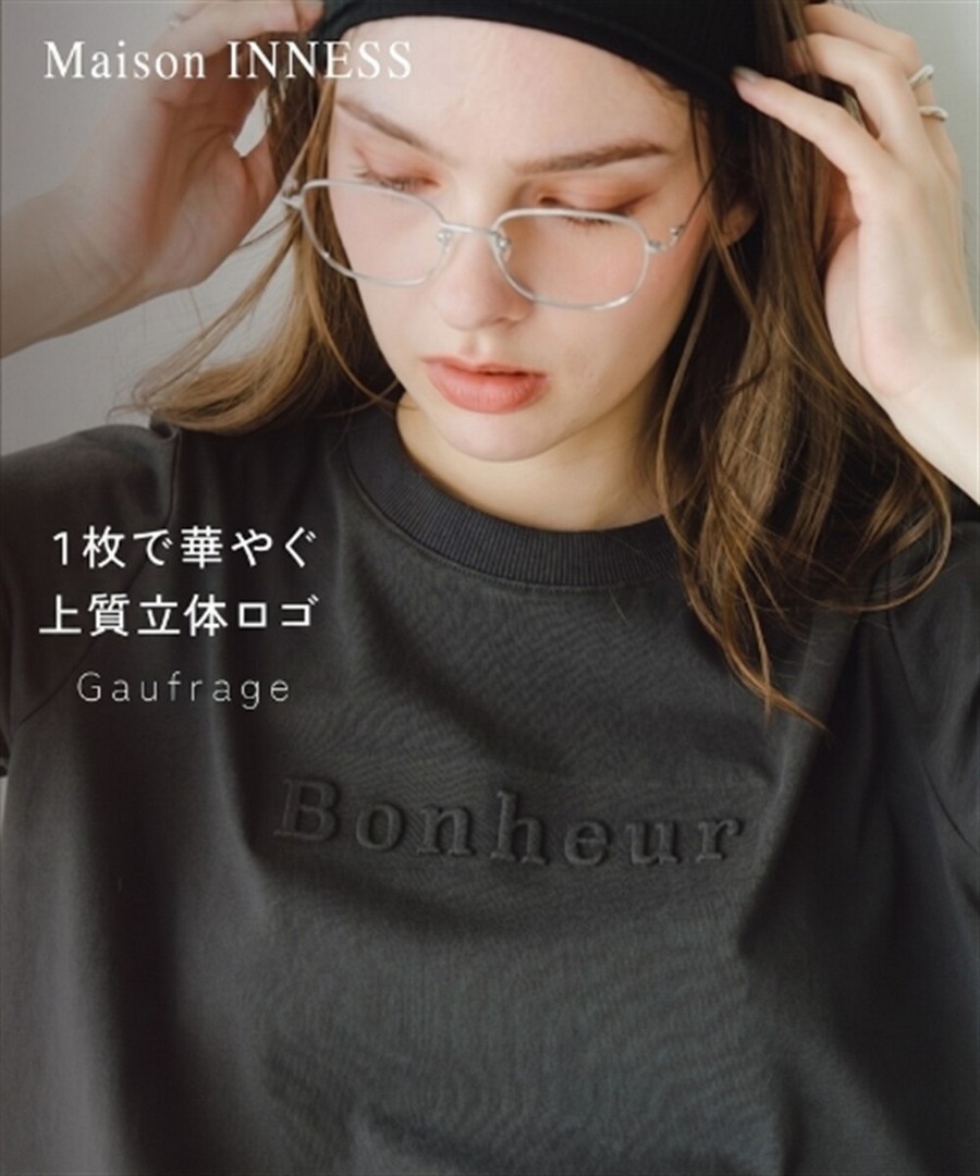 nissen 100%純棉浮雕Logo短款時尚Tee(Maison INNESS) (日本女裝及大尺碼適用) NSBGR0226B0005 SS26