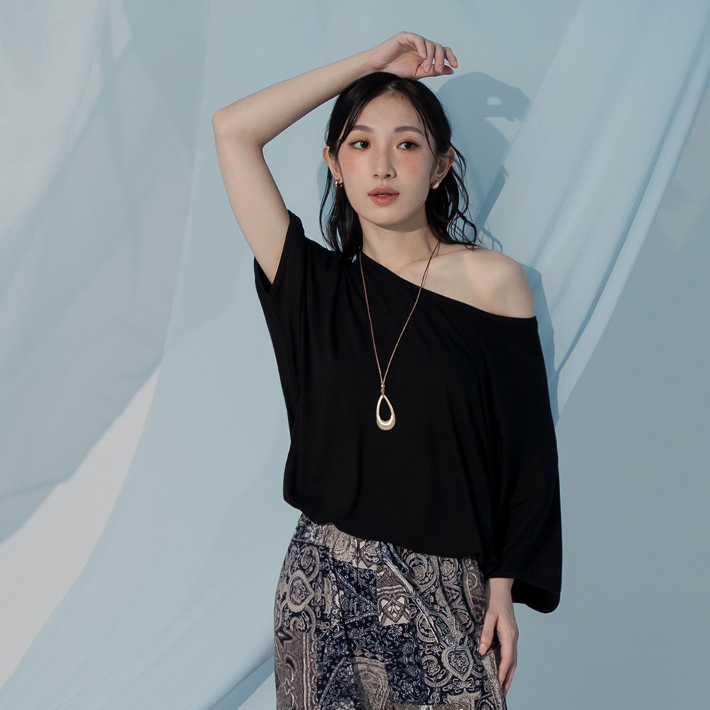 OB 涼感．莫代爾純色圓領連袖上衣 OBAB21198 SS26