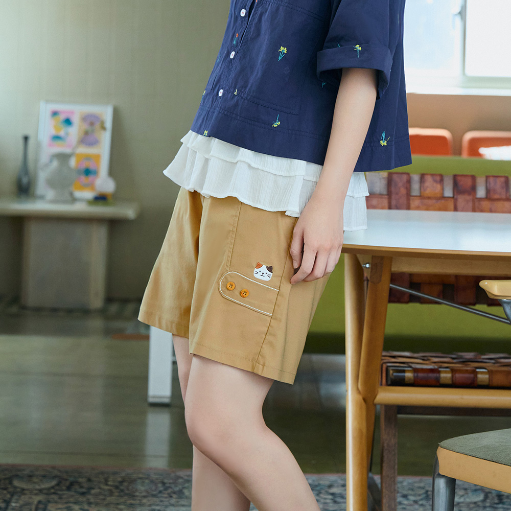 OB 日系彈力刺繡貓咪造型鬆緊腰短褲 OBBA8061 SS26
