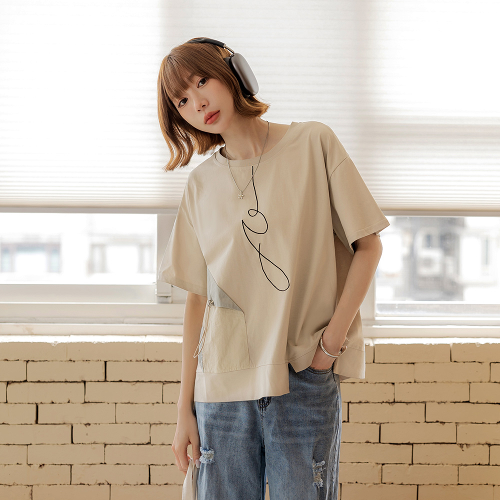 OB 異材質撞色線條刺繡短袖上衣 OBAB21408 SS26