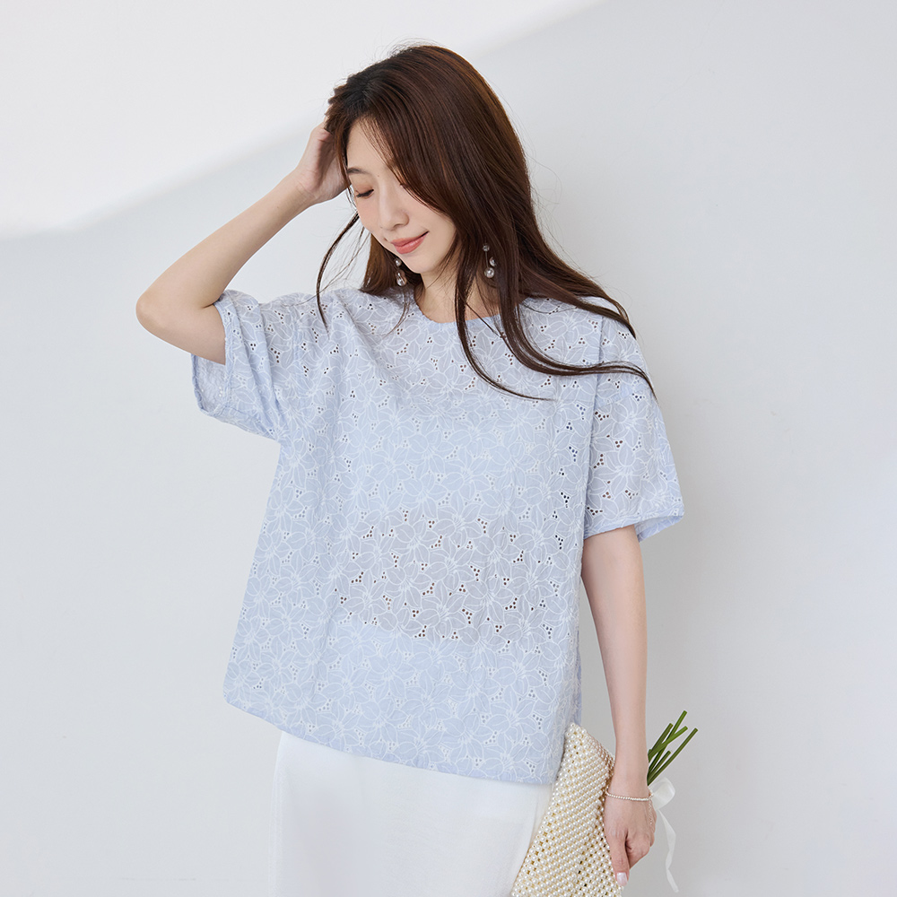 OB 棉質滿版花卉刺繡寬鬆短袖上衣 OBAB21495 SS26